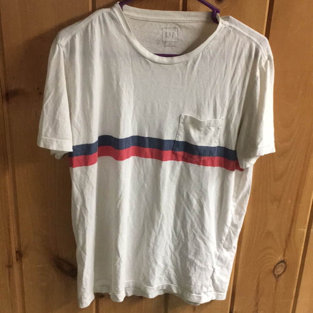 GAP T Shirt
